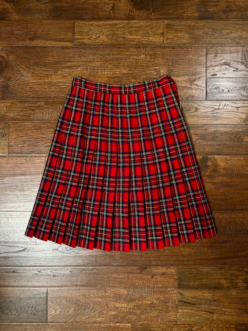 Vintage Talbots Worsted Wool Mid Length Skirt Red Plaid Tartan Pleated - Medium
